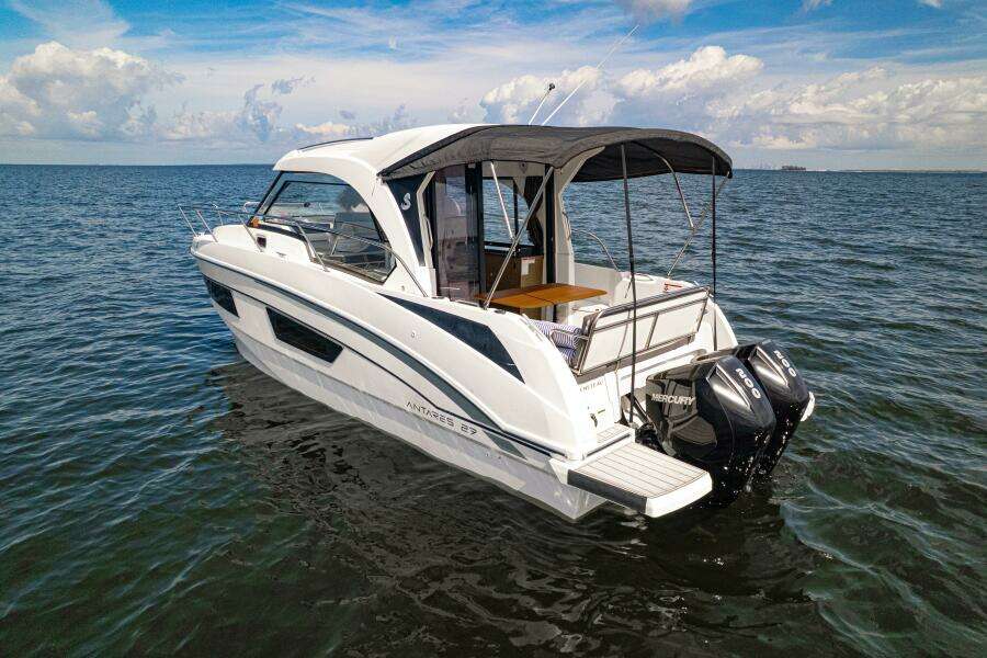 29ft Beneteau Yacht For Sale