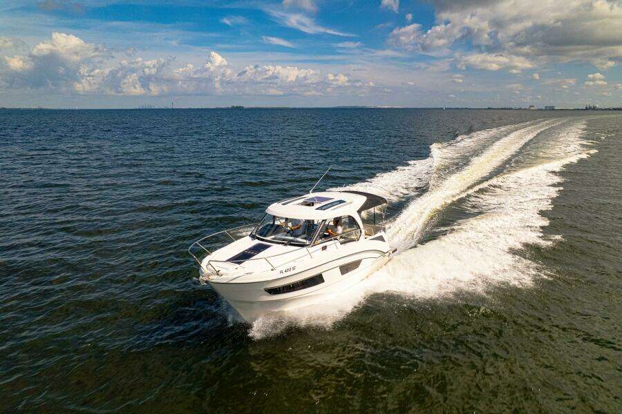 29ft Beneteau Yacht For Sale