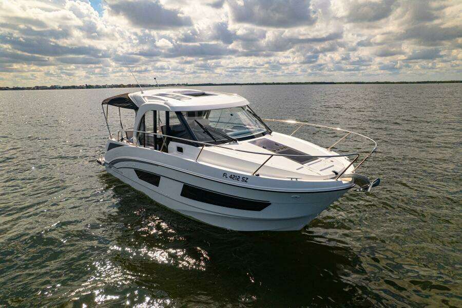 29ft Beneteau Yacht For Sale