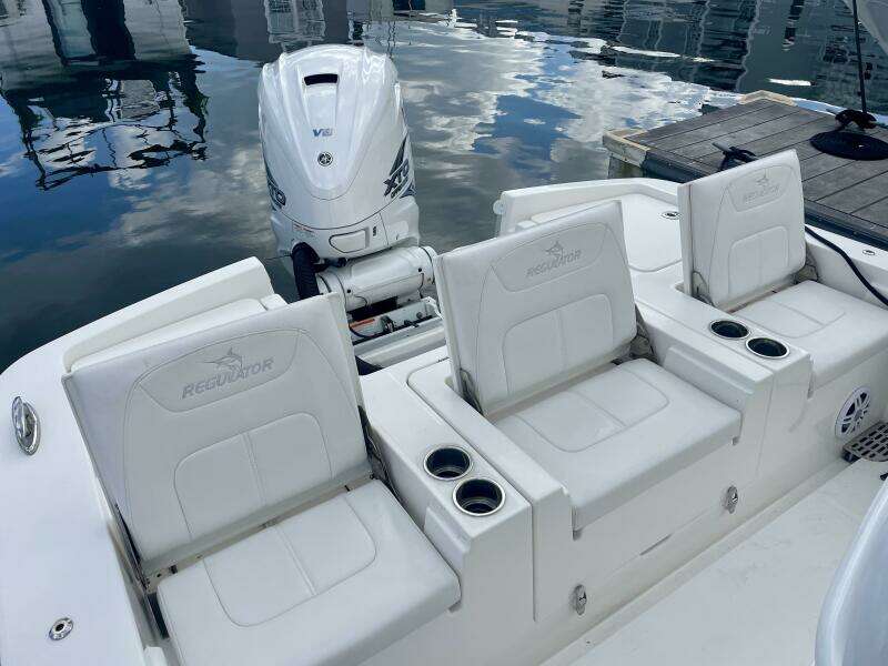 Knee Deep 26ft Regulator Yacht For Sale Knee Deep 26ft Regulator Yacht For Sale