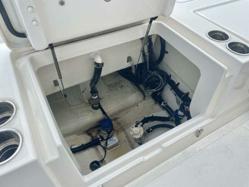 Knee Deep 26ft Regulator Yacht For Sale Knee Deep 26ft Regulator Yacht For Sale