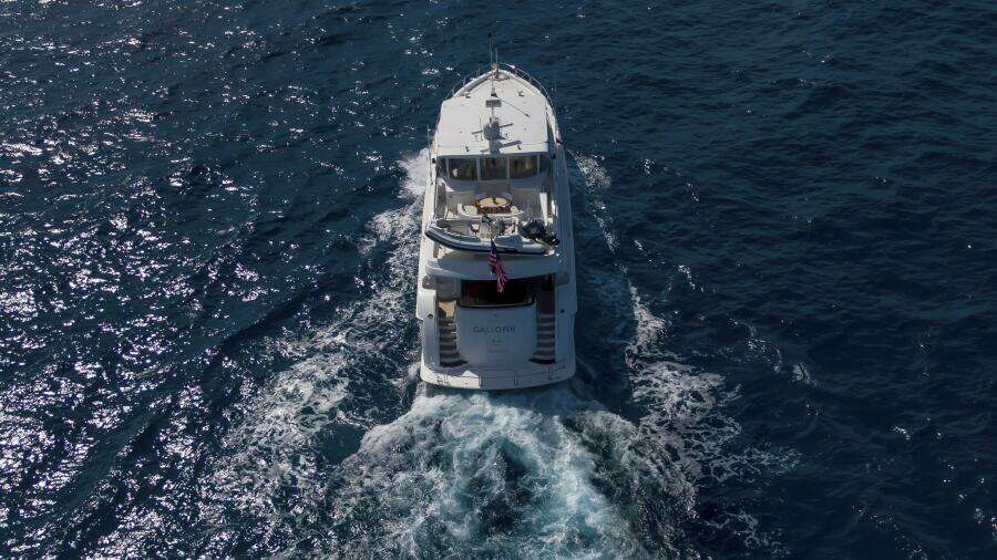 Hatteras 80 Gallopin- Stern View Hatteras 80 Gallopin- Stern View