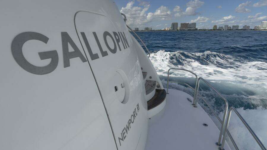 Hatteras 80 Gallopin- Stern Hatteras 80 Gallopin- Stern