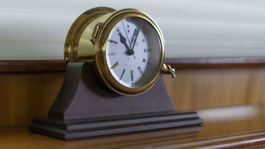 Hatteras 80 Gallopin- Decor Hatteras 80 Gallopin- Decor