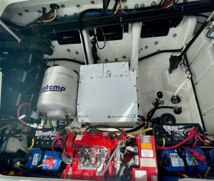 2021 Monterey 385 SE- SeaKeeper