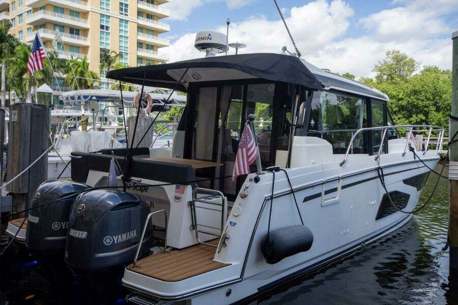 Sea Scape 34ft Jeanneau Yacht For Sale