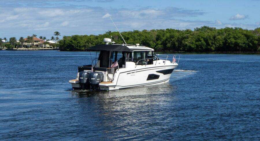 Sea Scape 34ft Jeanneau Yacht For Sale