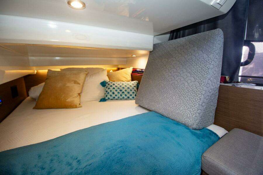 Sea Scape 34ft Jeanneau Yacht For Sale