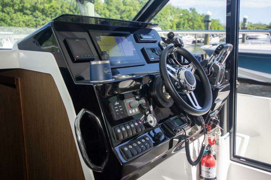 Sea Scape 34ft Jeanneau Yacht For Sale