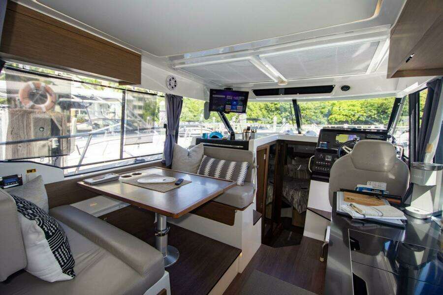 Sea Scape 34ft Jeanneau Yacht For Sale
