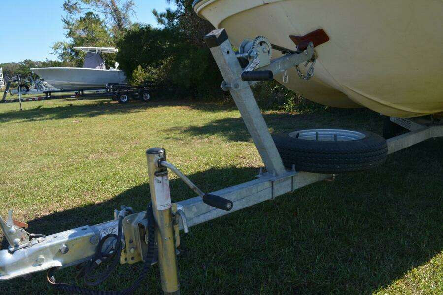 13ft Boston Whaler Yacht For Sale