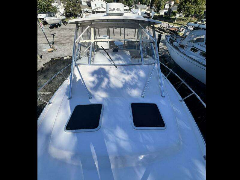ZIG ZAG 33ft Grady White Yacht For Sale