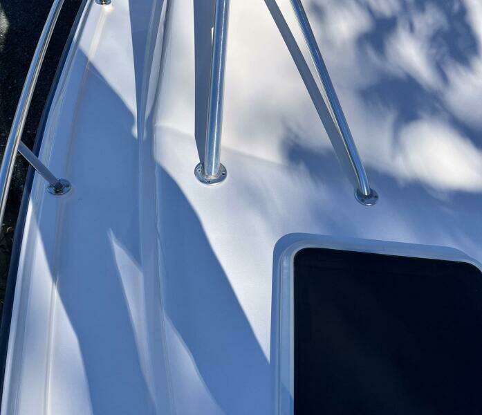 ZIG ZAG 33ft Grady White Yacht For Sale
