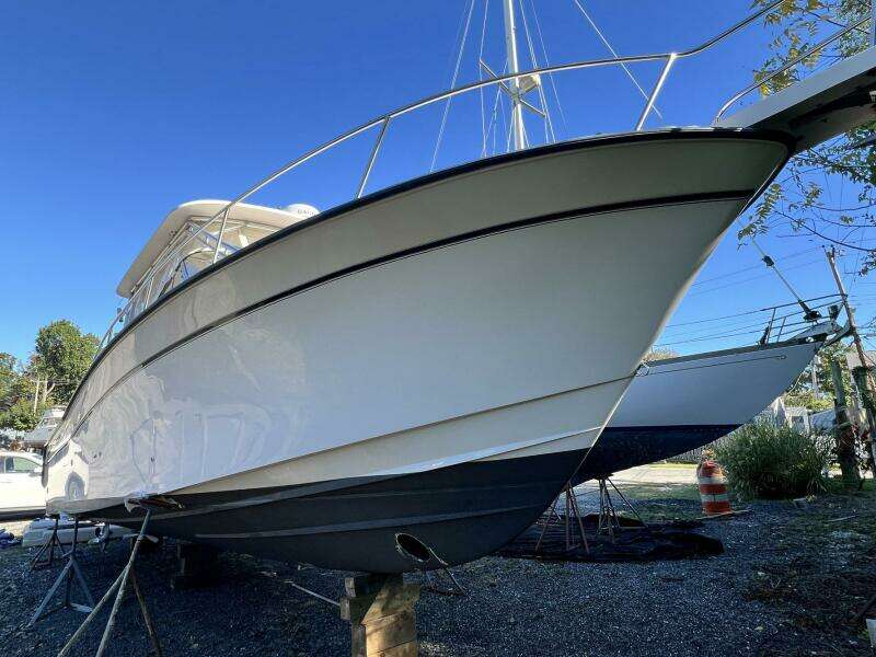 ZIG ZAG 33ft Grady White Yacht For Sale