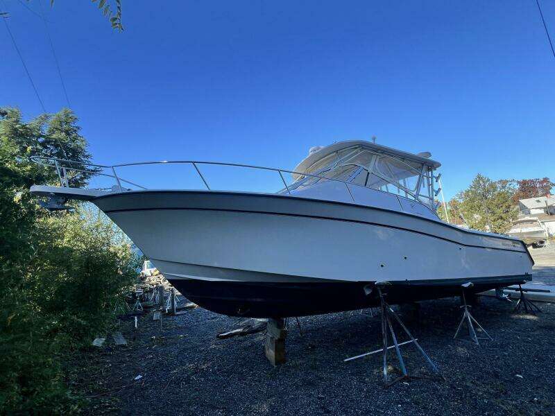ZIG ZAG 33ft Grady White Yacht For Sale