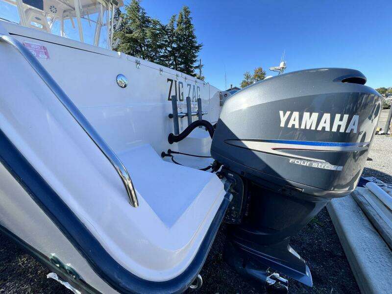 ZIG ZAG 33ft Grady White Yacht For Sale