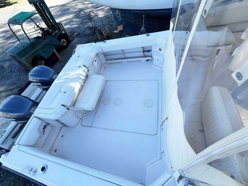 ZIG ZAG 33ft Grady White Yacht For Sale