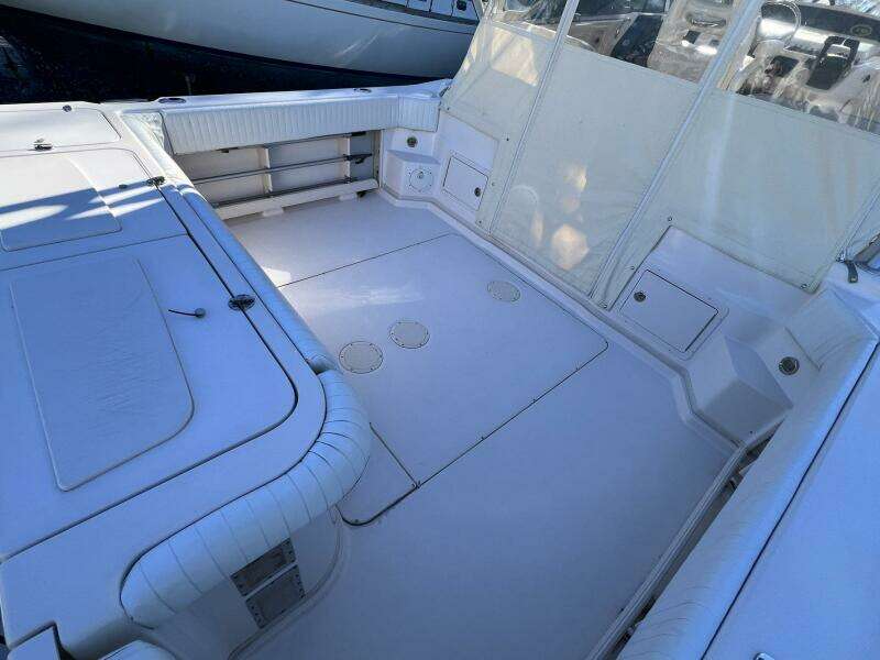 ZIG ZAG 33ft Grady White Yacht For Sale