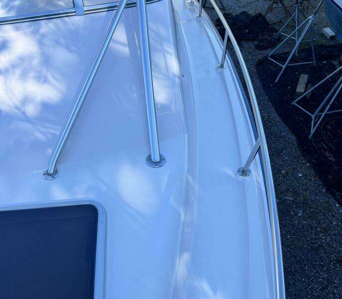 ZIG ZAG 33ft Grady White Yacht For Sale