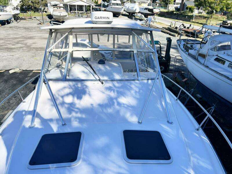 ZIG ZAG 33ft Grady White Yacht For Sale