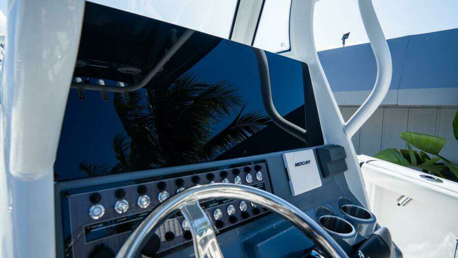 272 LXF 27ft Tidewater Yacht For Sale