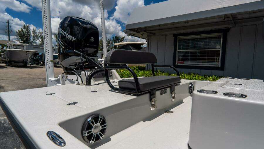 S22 22ft SCB Yacht For Sale