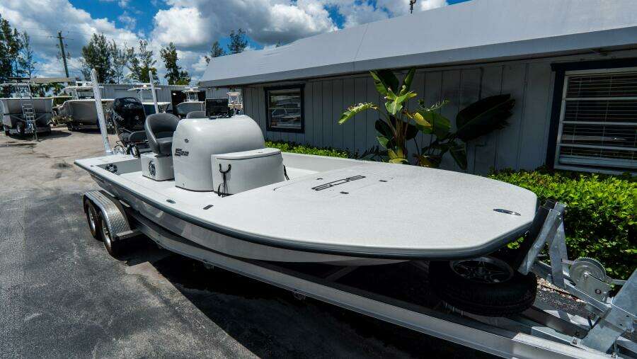 S22 22ft SCB Yacht For Sale