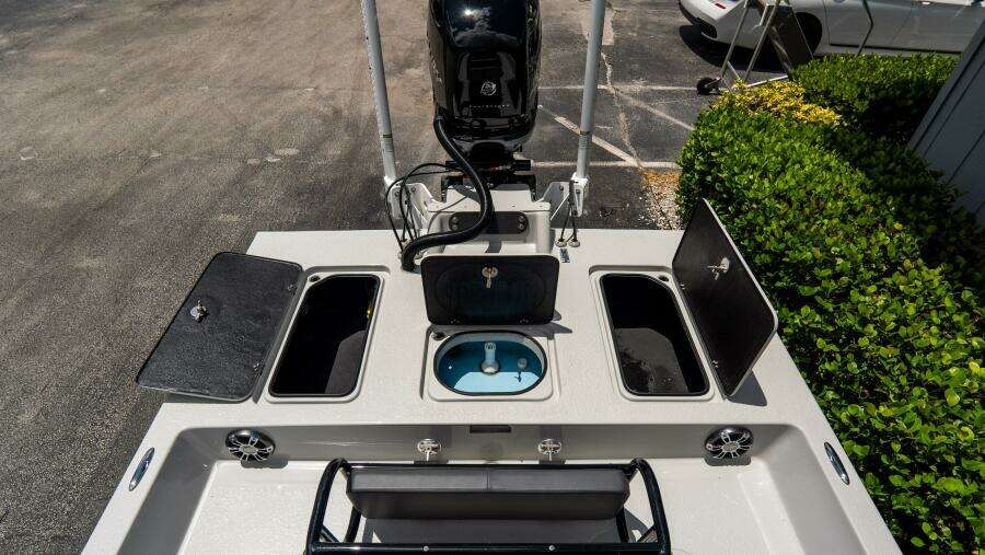 S22 22ft SCB Yacht For Sale