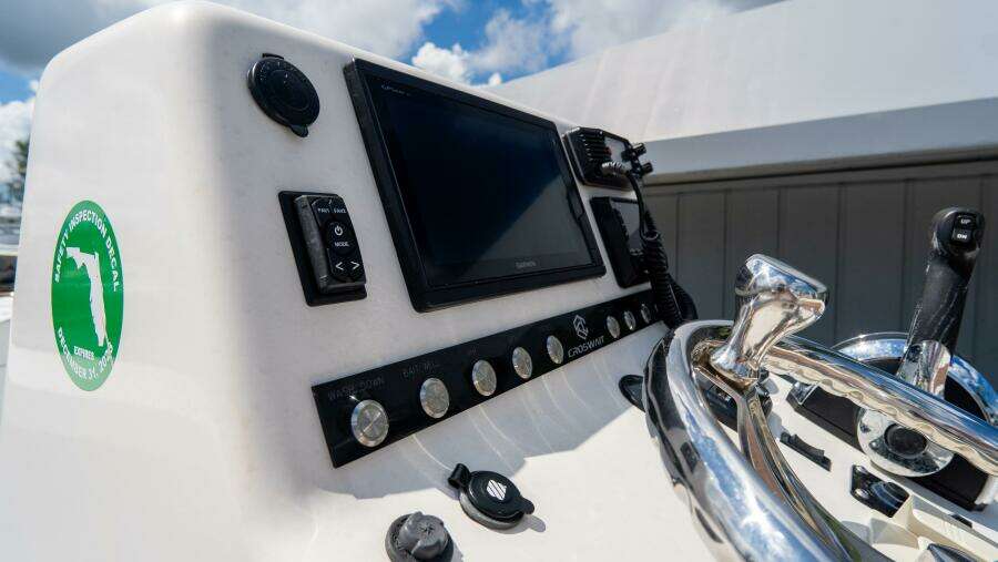 Custom Carolina 21 21ft Croswait Yacht For Sale