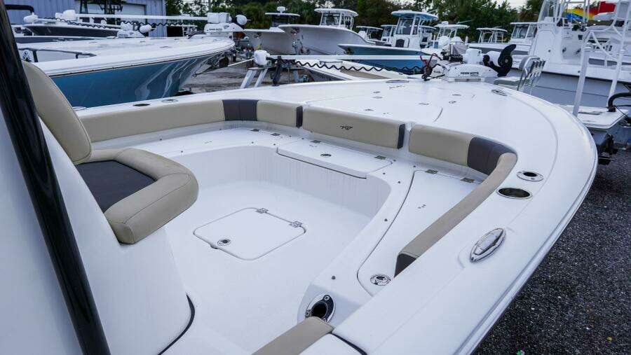 2300 Carolina Bay 23ft Tidewater Yacht For Sale