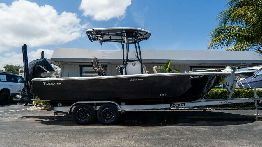 23ft Tidewater Yacht For Sale
