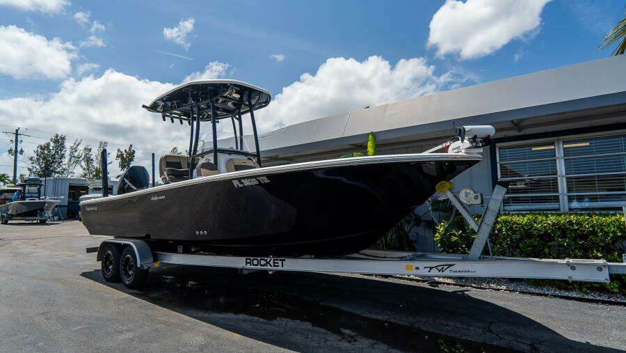 2300 Carolina Bay 23ft Tidewater Yacht For Sale