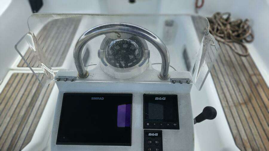 Veronica 39ft Beneteau Yacht For Sale