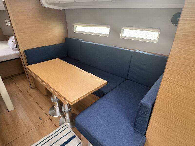 41ft Jeanneau Yacht For Sale