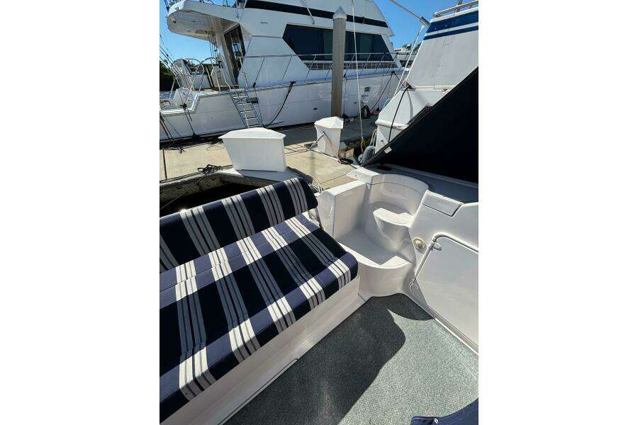 Krazy Girl 37ft Regal Yacht For Sale