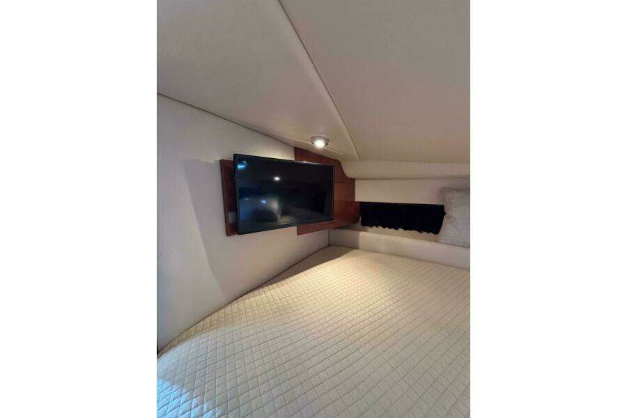 Krazy Girl 37ft Regal Yacht For Sale