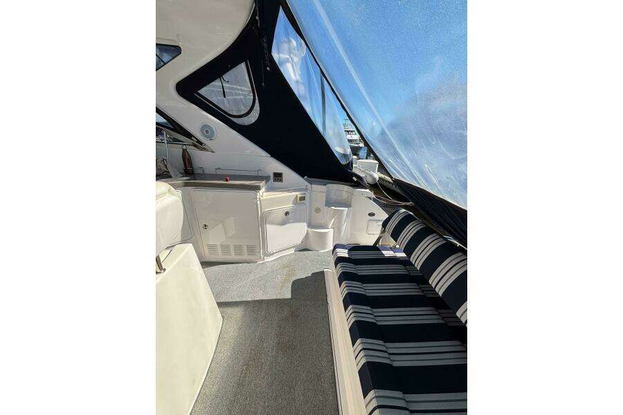 Krazy Girl 37ft Regal Yacht For Sale