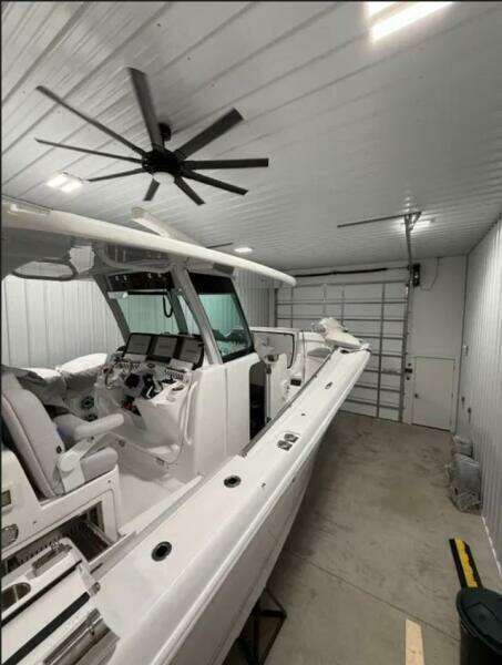 Veloce 39ft HCB Yacht For Sale
