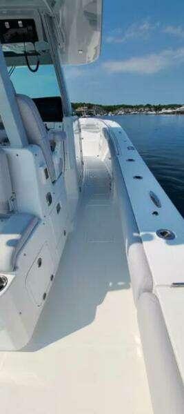 Veloce 39ft HCB Yacht For Sale