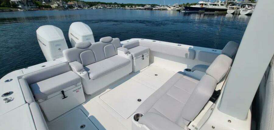 Veloce 39ft HCB Yacht For Sale