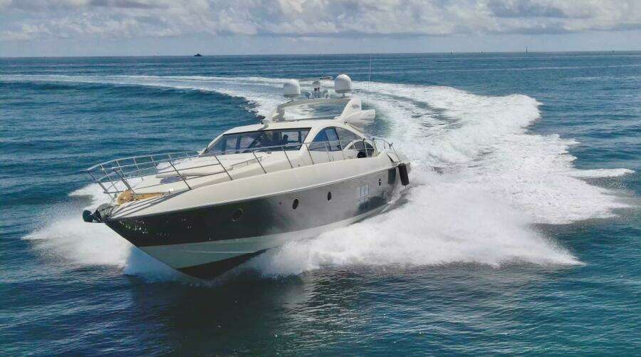 BOAT 68ft Azimut Yacht For Sale
