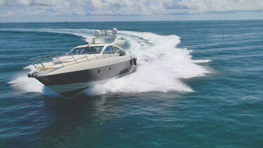 BOAT 68ft Azimut Yacht For Sale