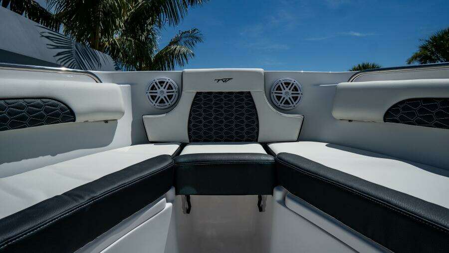 232 CC Adventure 23ft Tidewater Yacht For Sale