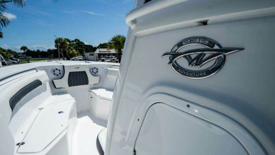 232 CC Adventure 23ft Tidewater Yacht For Sale