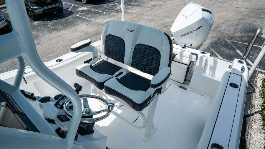 232 CC Adventure 23ft Tidewater Yacht For Sale