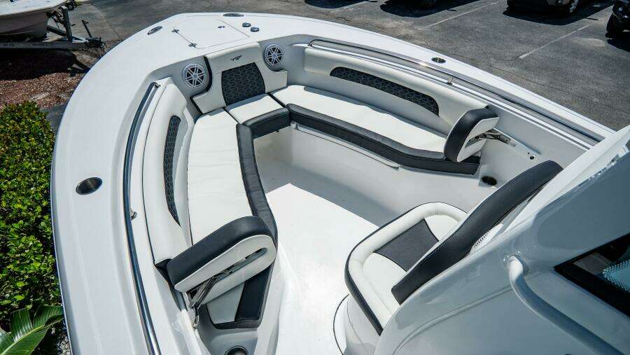 232 CC Adventure 23ft Tidewater Yacht For Sale