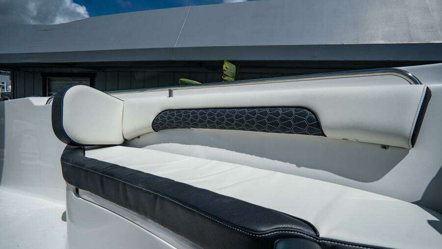 232 CC Adventure 23ft Tidewater Yacht For Sale