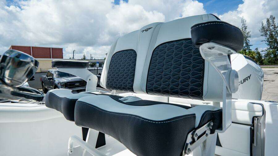 232 CC Adventure 23ft Tidewater Yacht For Sale