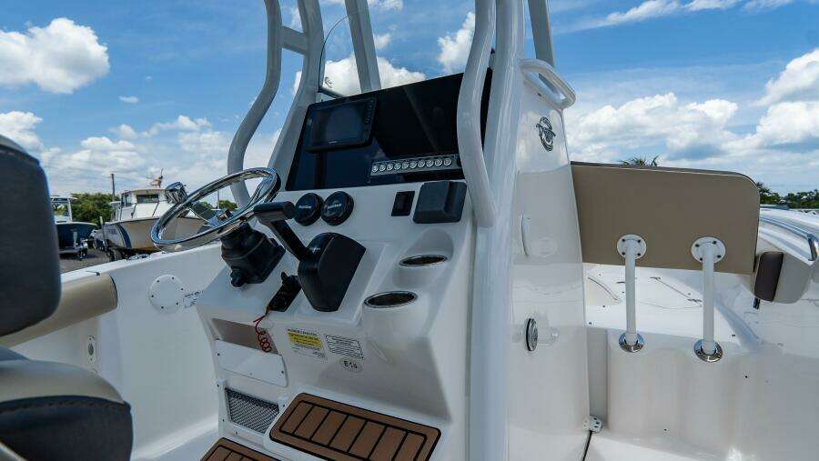 232 CC Adventure 23ft Tidewater Yacht For Sale