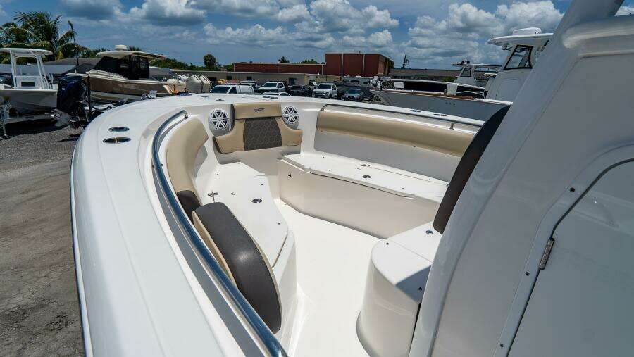 232 CC Adventure 23ft Tidewater Yacht For Sale